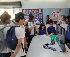 Rota da Inovação leva alunos da rede estadual para conhecer ambientes inovadores