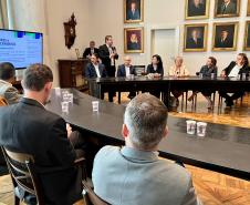 Estado reúne entidades para discutir governança do Sistema Paranaense de Inovação