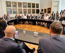Estado reúne entidades para discutir governança do Sistema Paranaense de Inovação