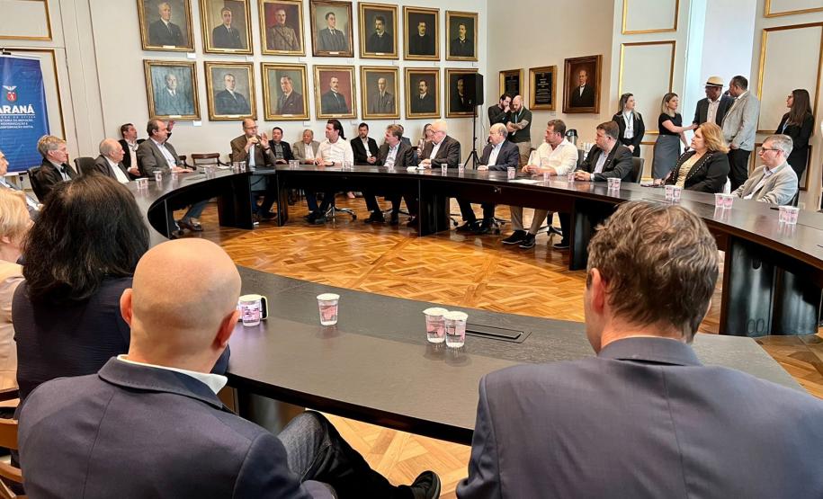 Estado reúne entidades para discutir governança do Sistema Paranaense de Inovação